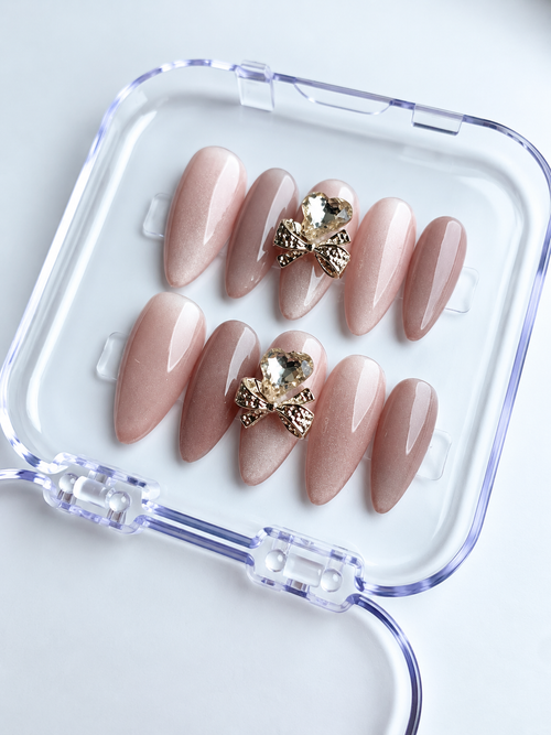 Champagne Bow